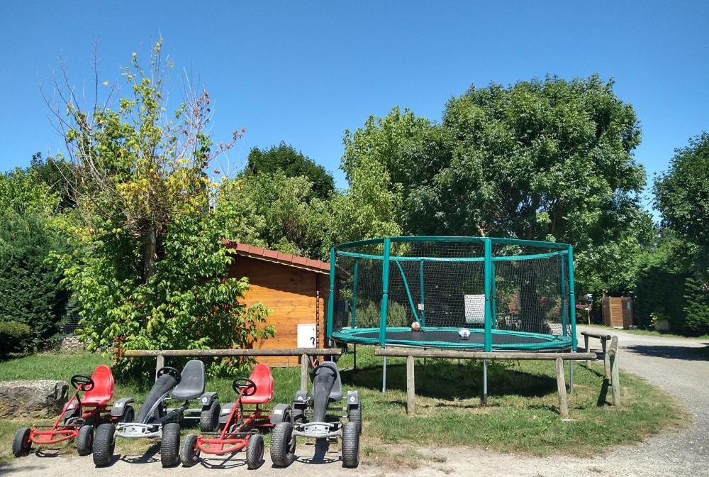 فندق Domaine Des Epinettes Saint-Romain-de-Jalionas المظهر الخارجي الصورة